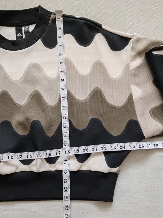 Adidas x Marimekko Laine Wave Print Cropped Sweatshirt - Green/Beige - Size L - Picture 11 of 14